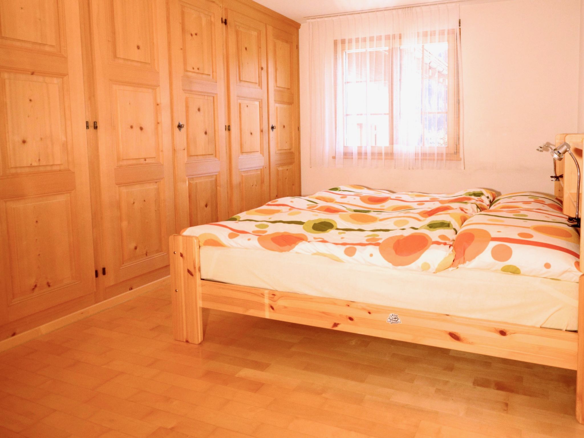 Tgèsa Garnetsch Zeller, (Sedrun). - Drinnen