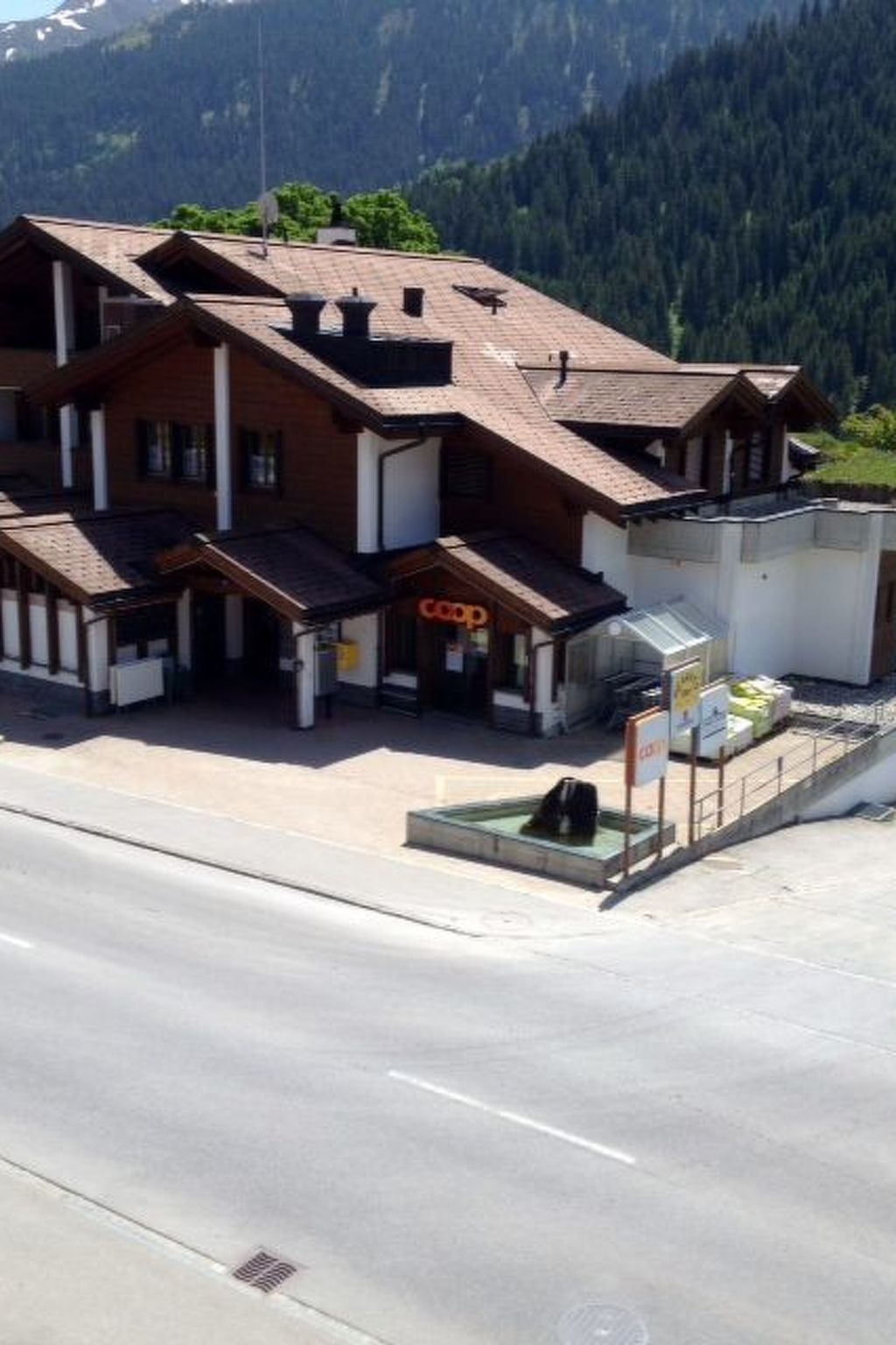 Photo of Tgèsa Tgom Demont, (Sedrun), 109.01