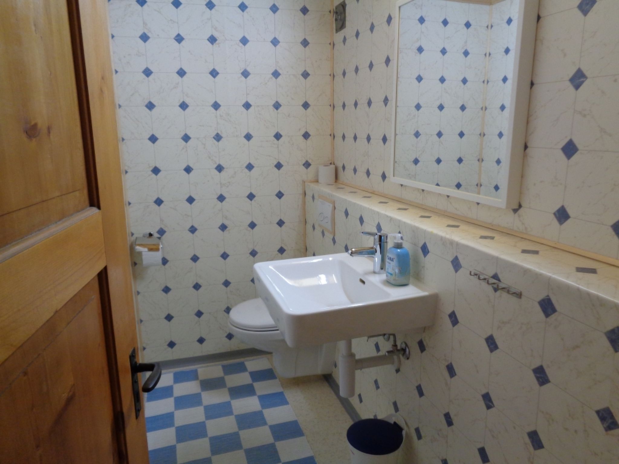 Tulipana Berther, (Sedrun).