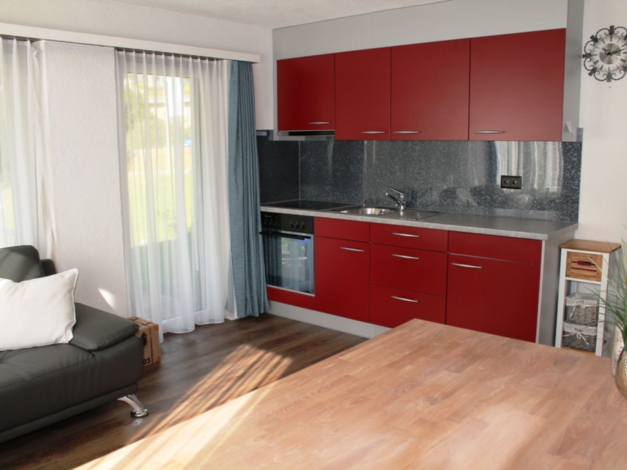 Tgèsa Pitgmun Aufdenblatten, (Sedrun). - Inside