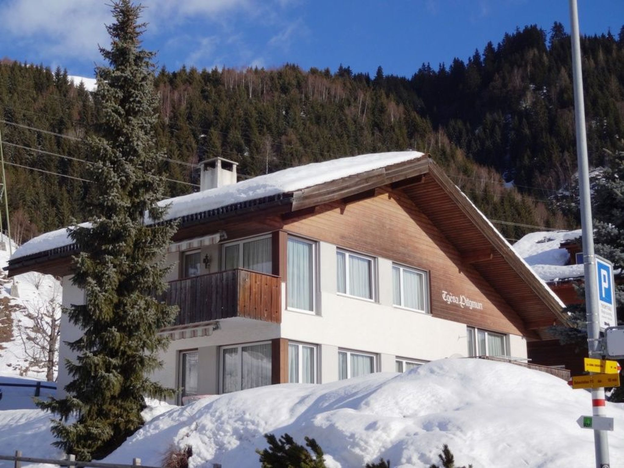 Photo of Tgèsa Pitgmun Aufdenblatten, (Sedrun), 168.01