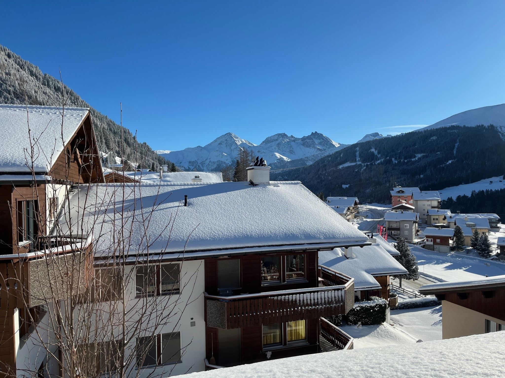 Casa Tresch Sedrun, (Tavetsch). - Buiten