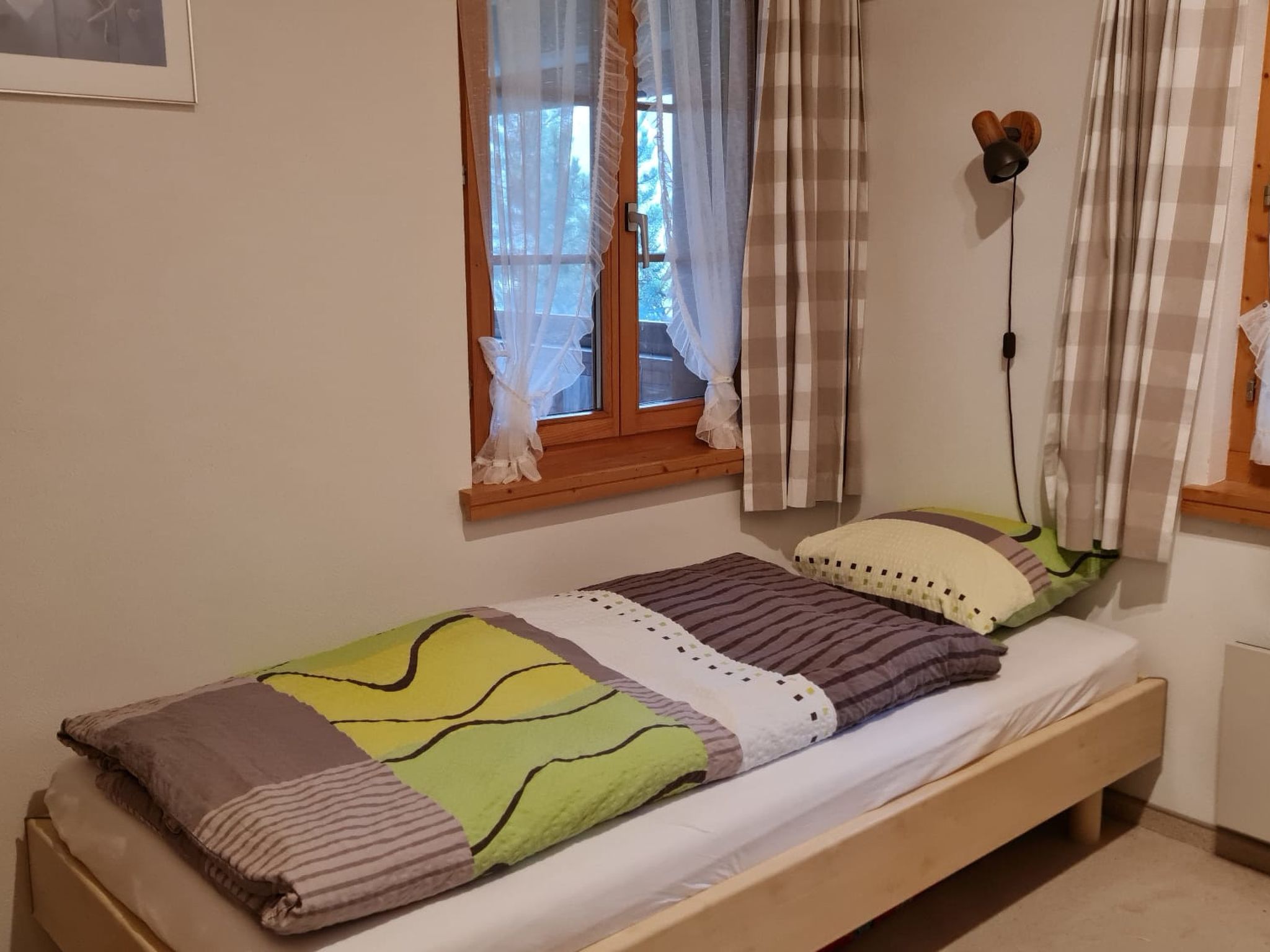 Tgèsa Plaun Pazzola R Loretz, (Rueras/Sedrun). - Binnen