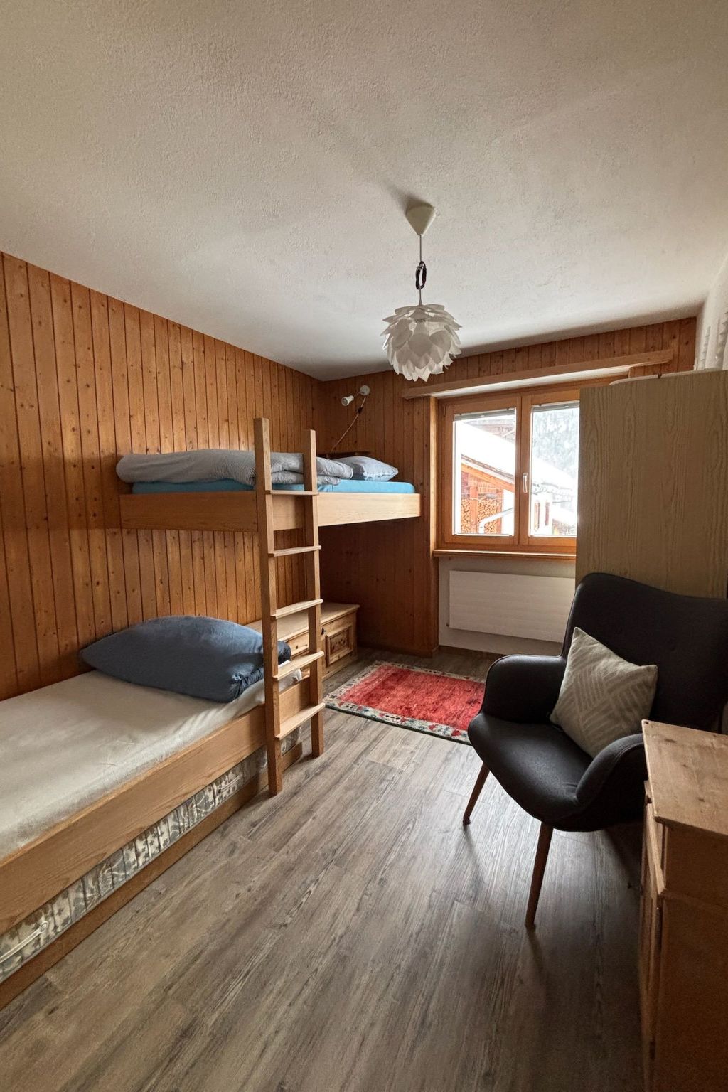 Tgèsa sil crest Hitz, (Rueras/Sedrun).