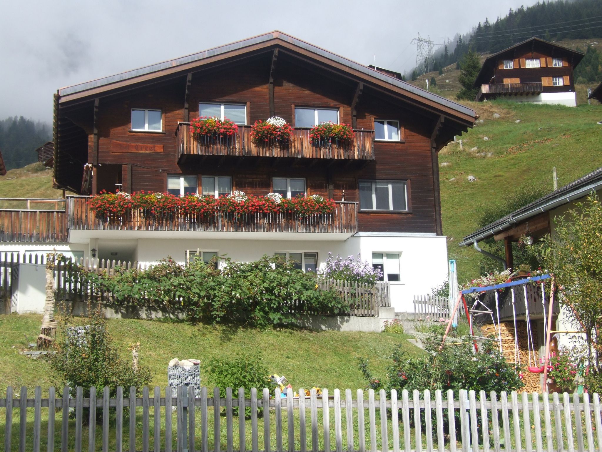 Tgèsa sil crest Hitz, (Rueras/Sedrun). - Buiten