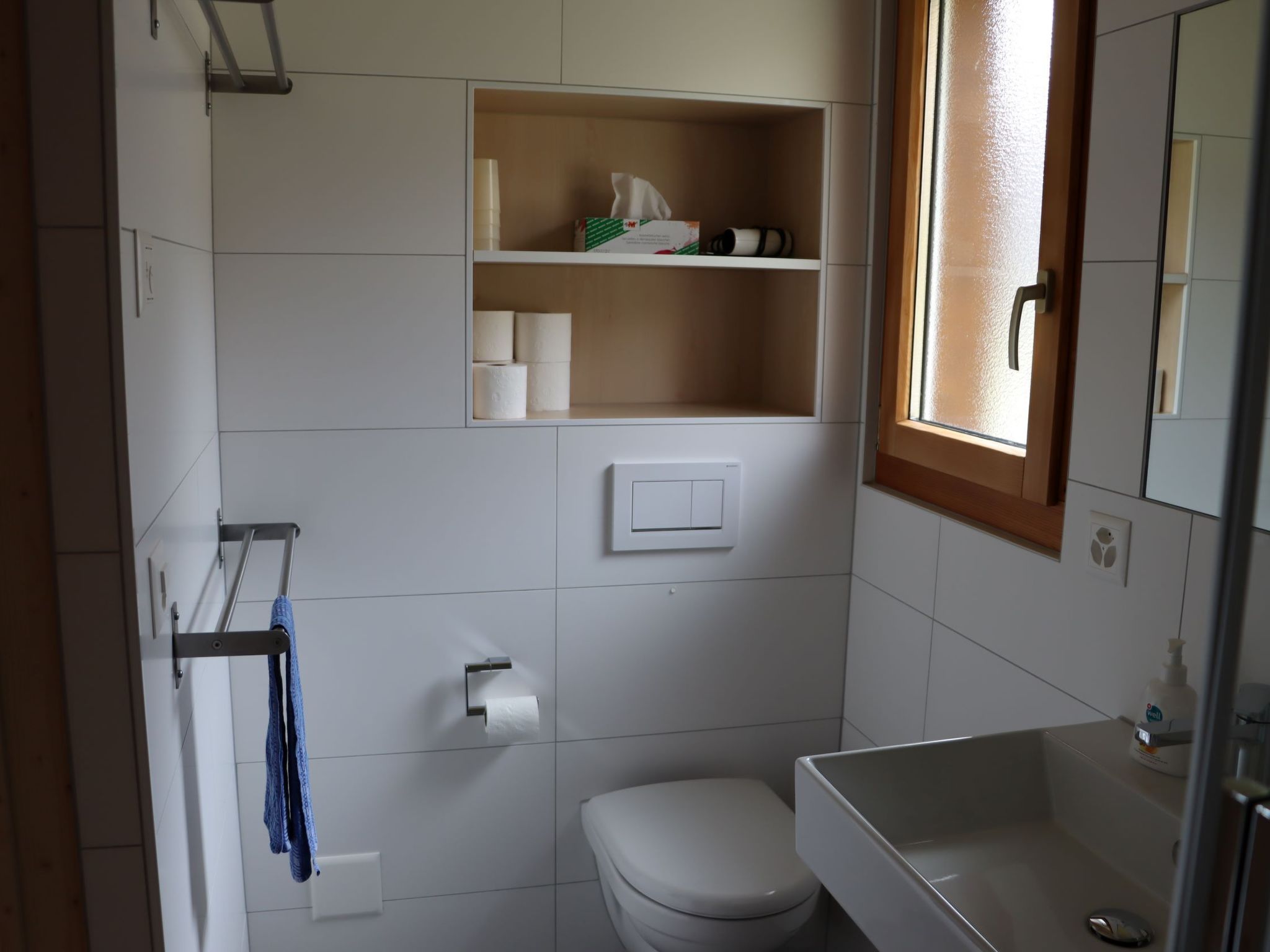 Appartement Tgèsa Alpina Müller, (Rueras/Sedrun), 956.01 – Salle de bains, photo 12 sur 15