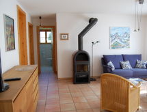 Rustiek appartement in Rueras met bergzicht, dicht bij skigebied Dieni - thumbnail 1