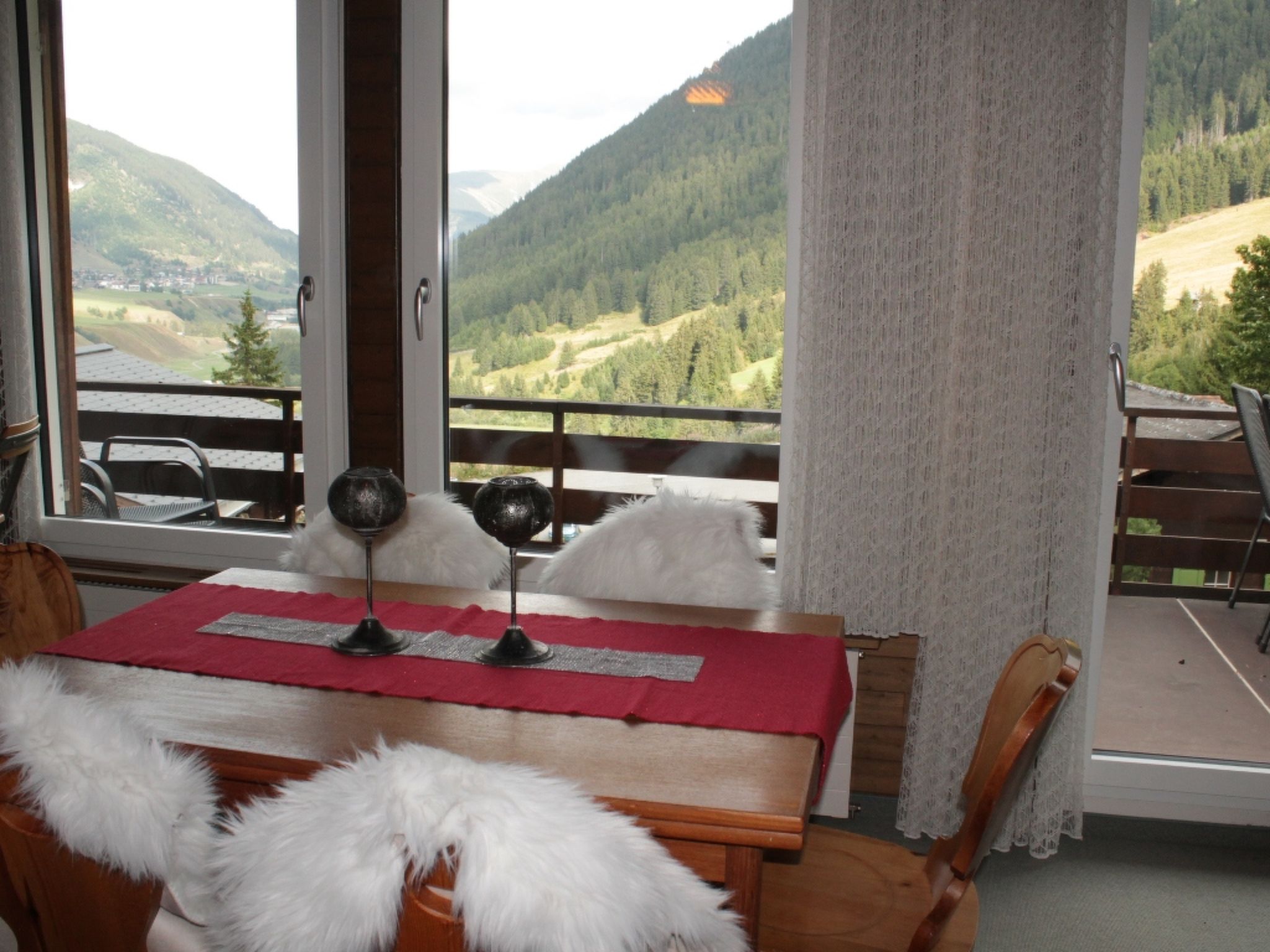 Casa Mulinatsch, (Rueras Sedrun), 670.01/02 - Buiten