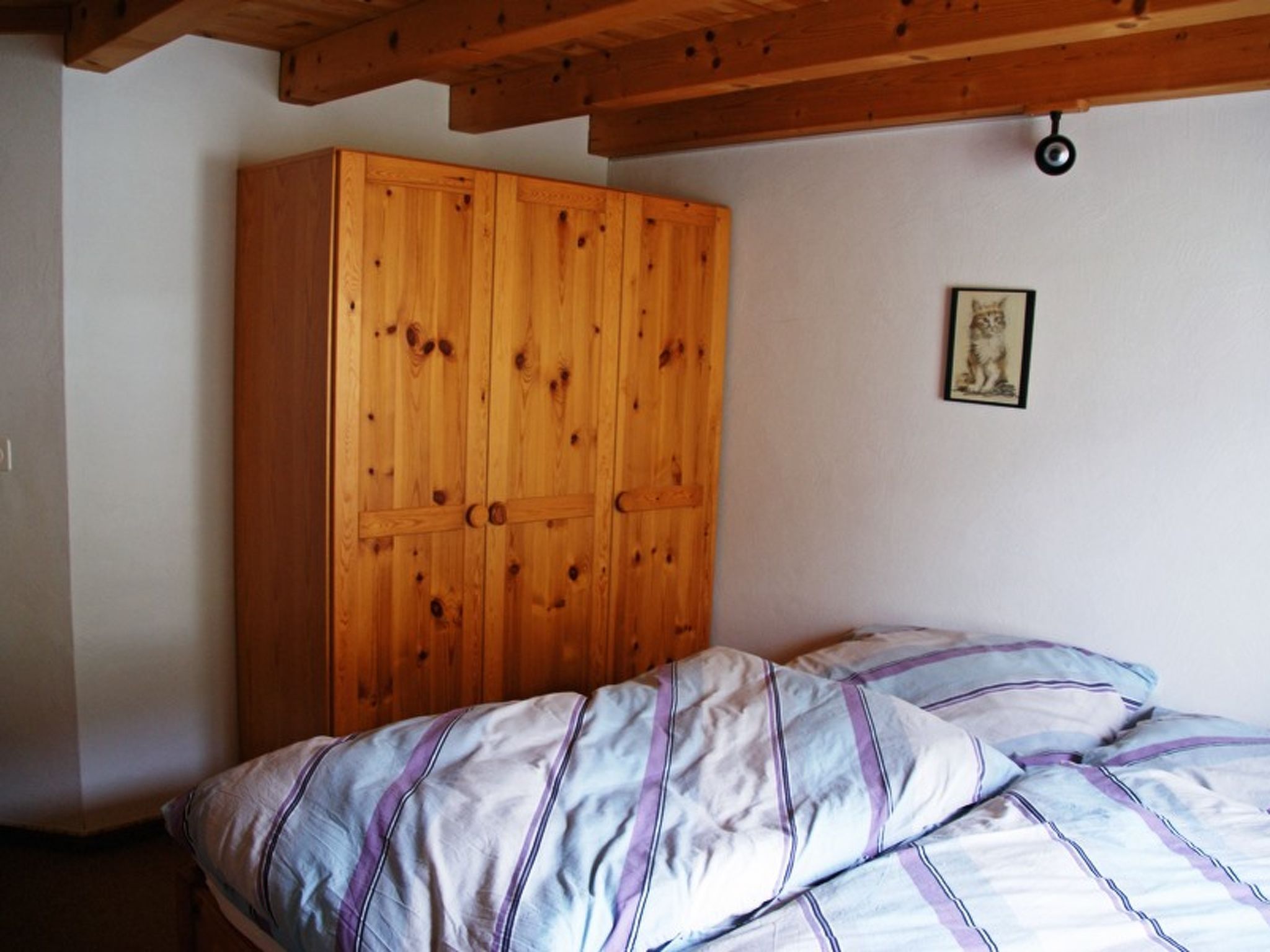 Plaun Pazzola mit Garage Bösch, (Sedrun/Rueras). - Binnen