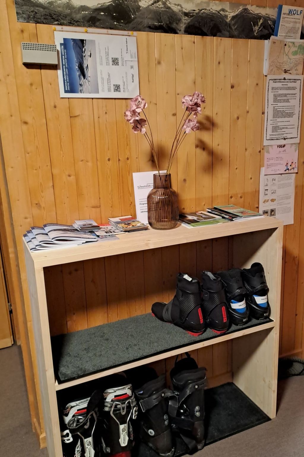 Biala Casa Pintga Streiff, (Rueras). - Binnen