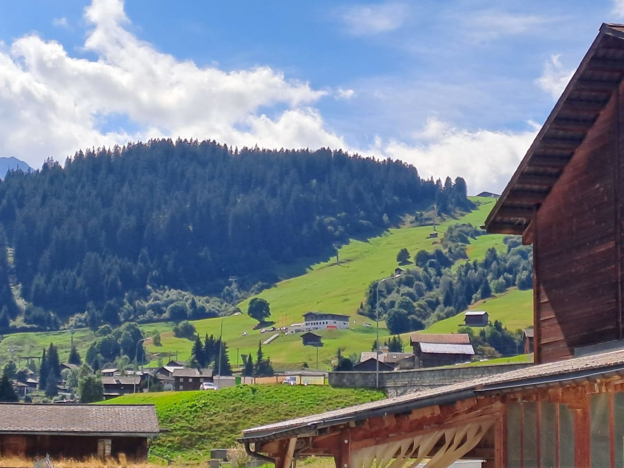 Biala Casa Pintga Streiff, (Rueras). - Buiten
