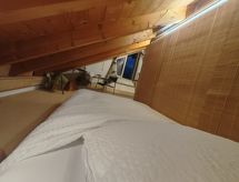 Ruim 5.5-kamer appartement in Jenins met sauna en bergzicht - thumbnail 5