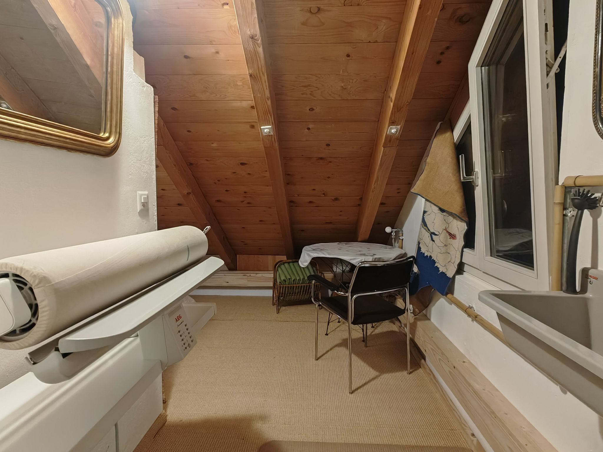 Heidi Holiday - Grand Maisonette-Attica, (Jenins). 5.5-Zimmerwohnung - Binnen