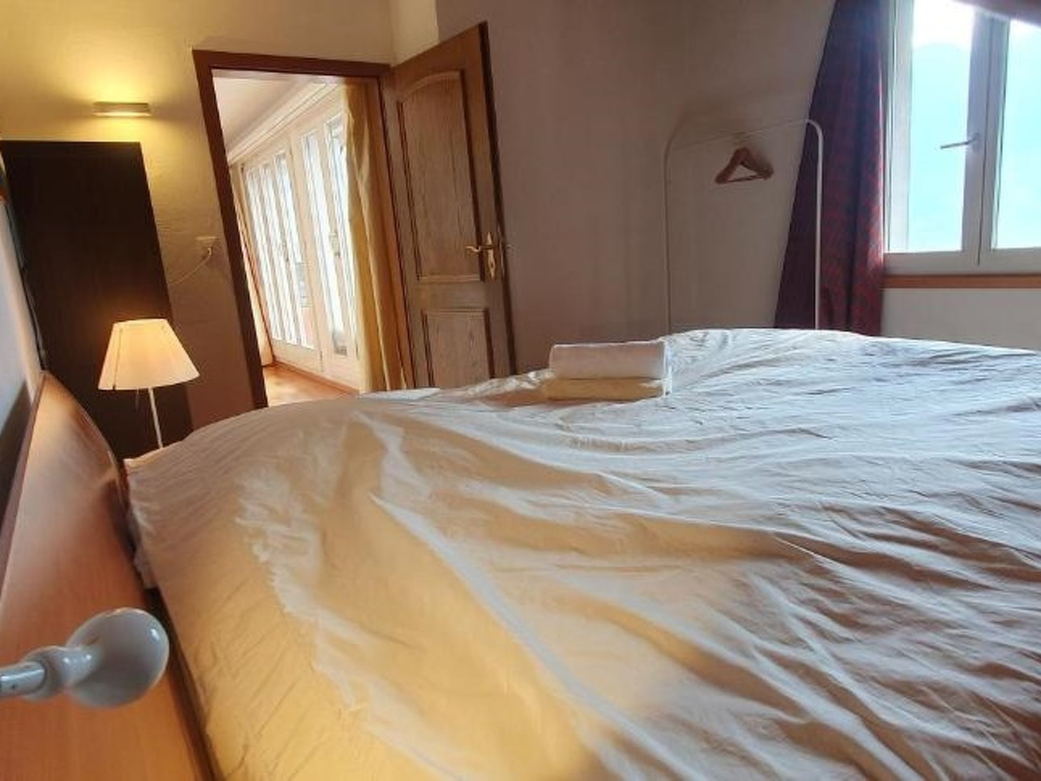 Heidi Holiday - Grand Maisonette-Attica, (Jenins). 5.5-Zimmerwohnung - Binnen