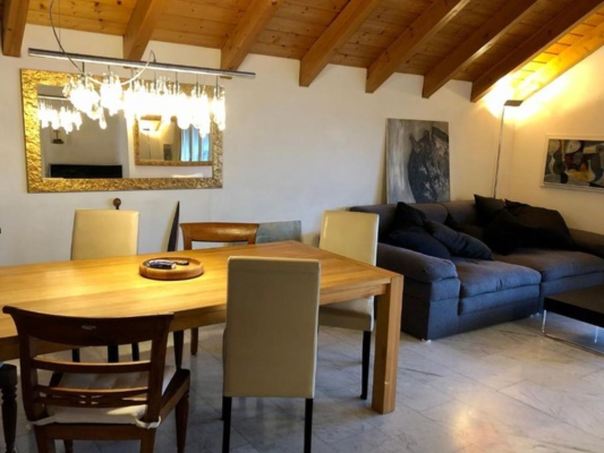 Heidi Holiday - Grand Maisonette-Attica, (Jenins). 5.5-Zimmerwohnung - Binnen