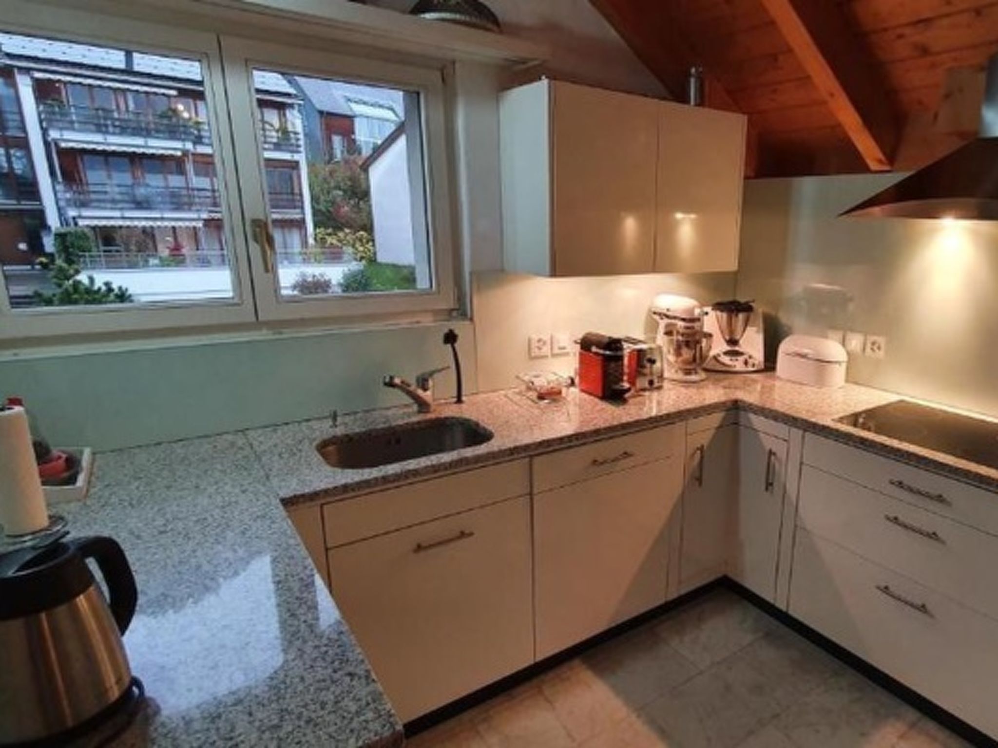 Heidi Holiday - Grand Maisonette-Attica, (Jenins). 5.5-Zimmerwohnung - Binnen