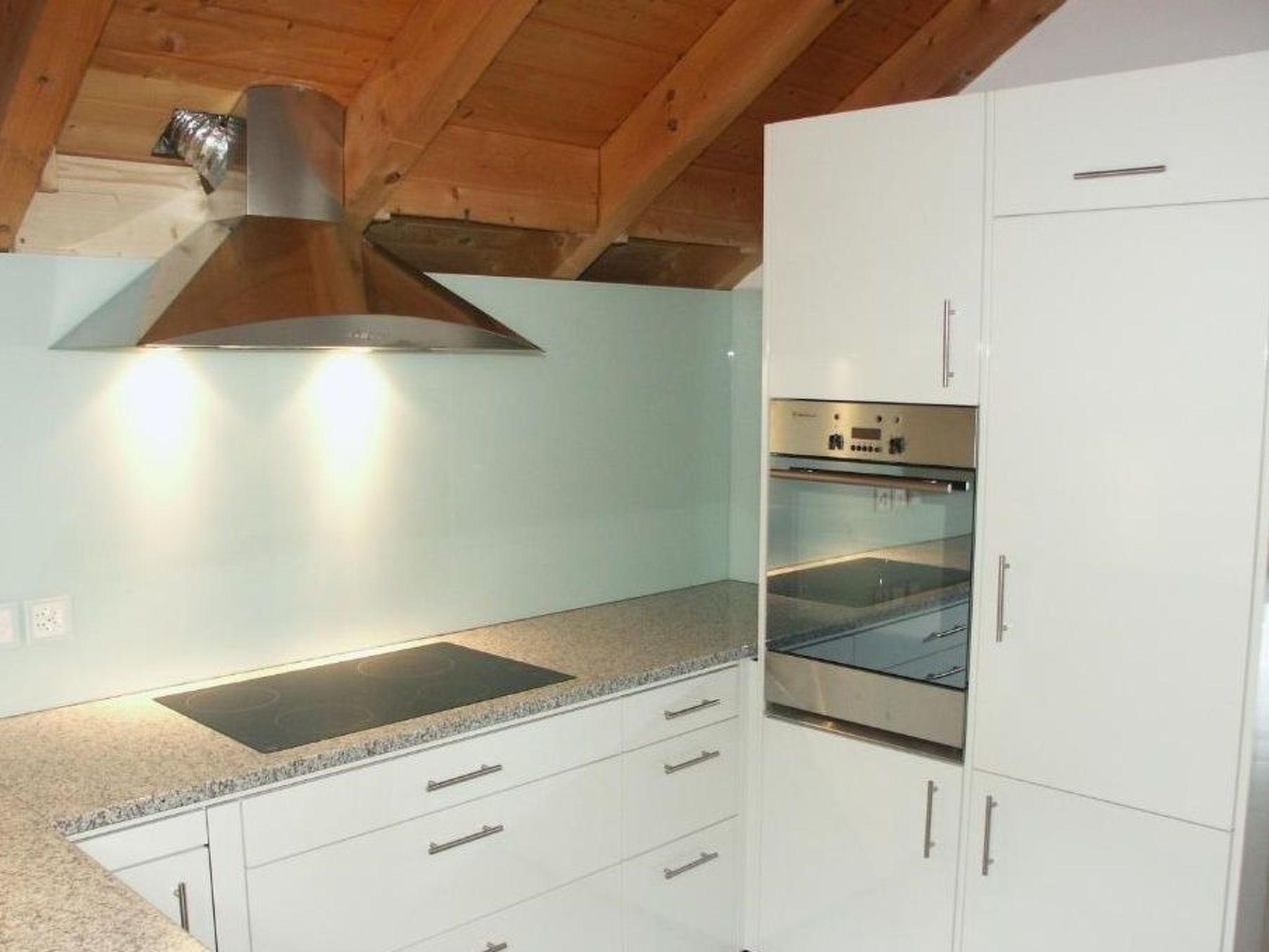 Appartement Heidi Holiday - Grand Maisonette-Attica, (Jenins), – Cuisine et coin repas, photo 6 sur 54