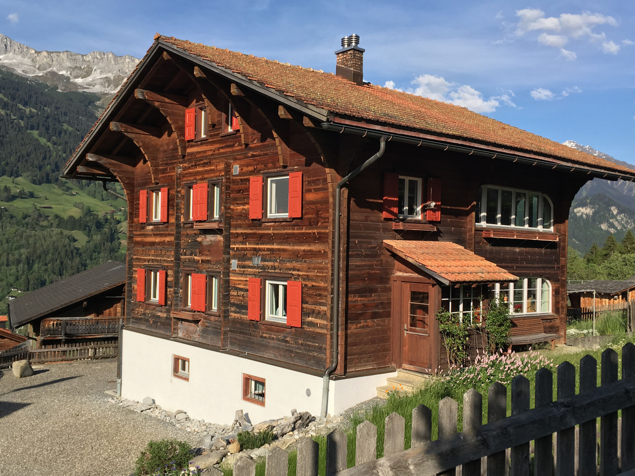 Charmantes Alpen-Appartement in Conters, (Conters), - Outside