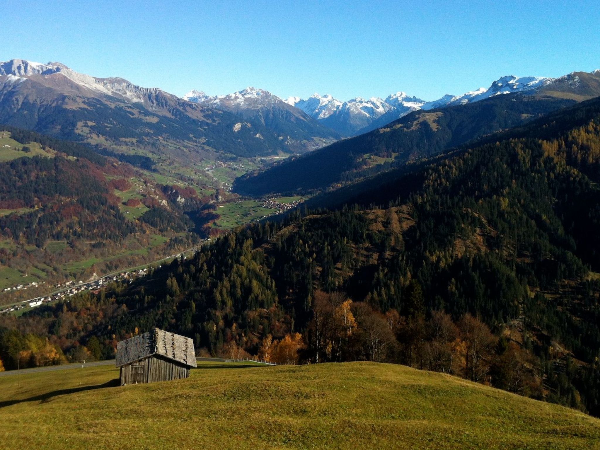Charmantes Alpen-Appartement in Conters, (Conters),