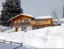 Chalet Larix: Authentiek vakantiehuis met panoramisch uitzicht in Prättigau - thumbnail 2