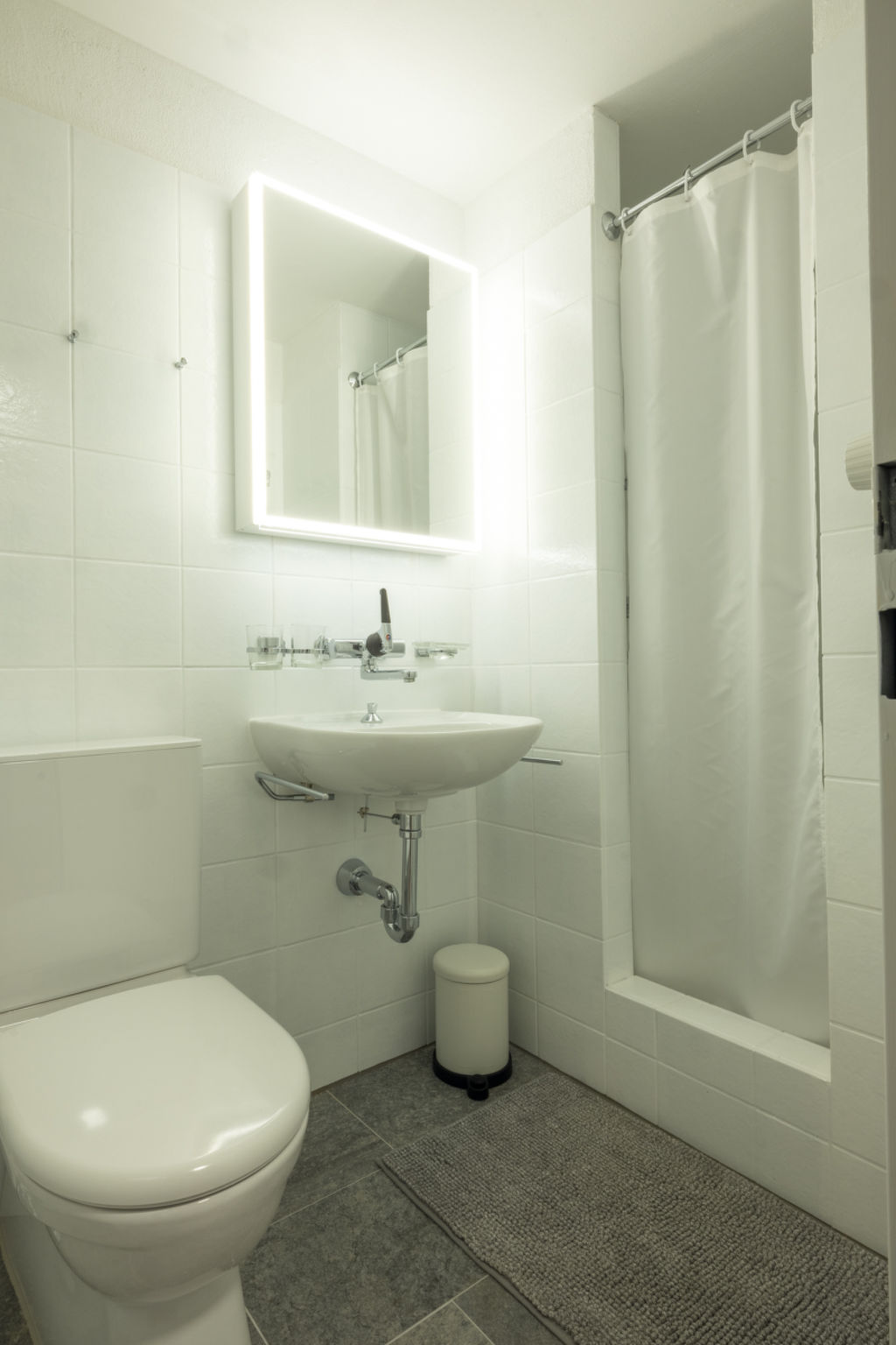 Edelweiss Pany, (Pany). - Binnen