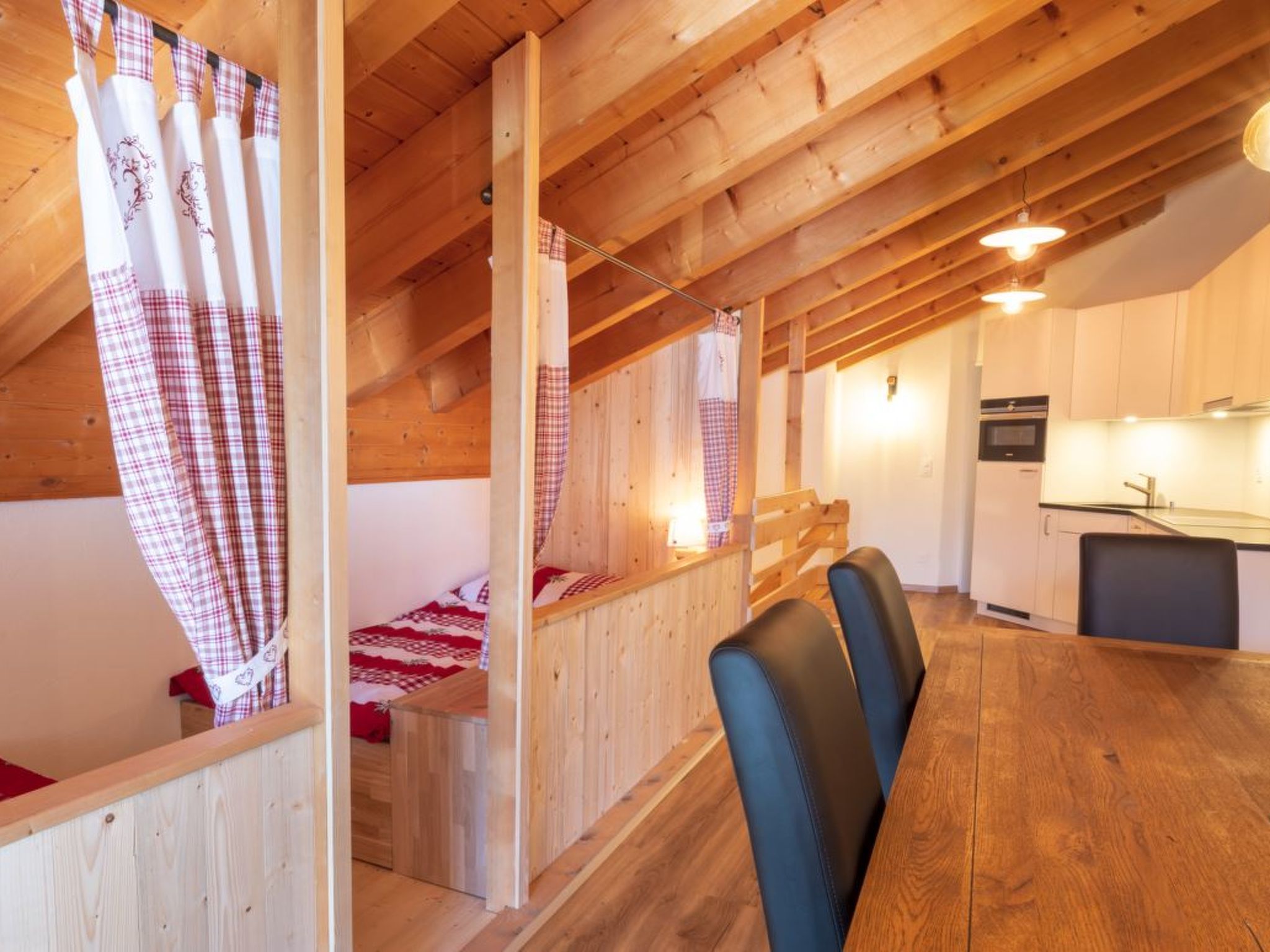 Edelweiss Pany, (Pany). - Binnen