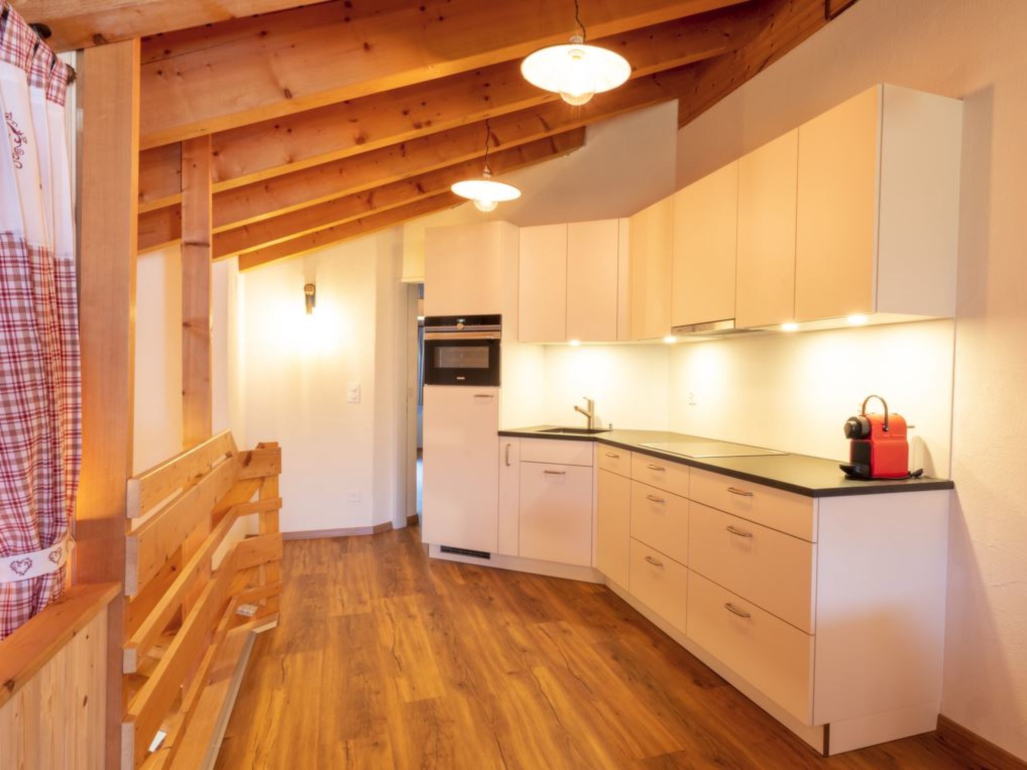 Edelweiss Pany, (Pany). - Binnen