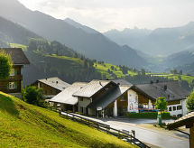 Bellevue Pany: Uw panoramisch vakantie-appartement in het Prättigau - thumbnail 1