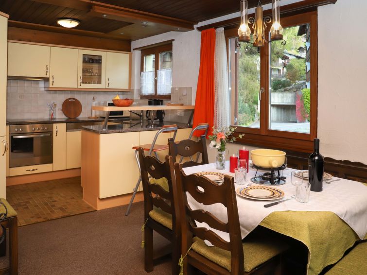 Search and Stay destination Klosters-Serneus, GR - Switzerland from AU$ 751. Parnier