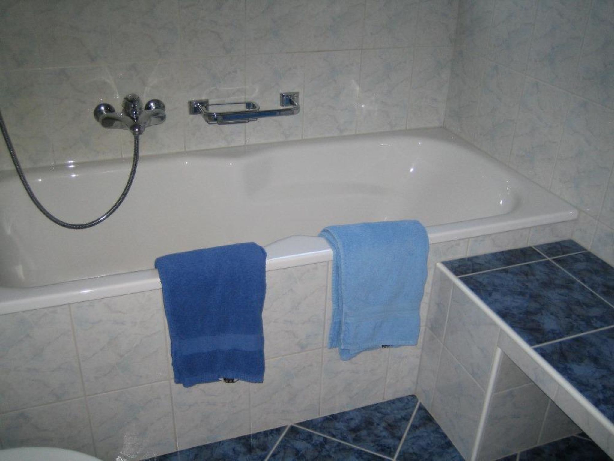 In dä Ronä 3-Zi 3½-Zimmerwohnung - Image-tags.info