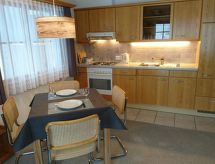Knus 2½-kamerappartement aan de skipiste in Klosters - thumbnail 3