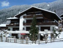 Knus 2-kamer appartement in Klosters, direct aan de skipiste - thumbnail 1