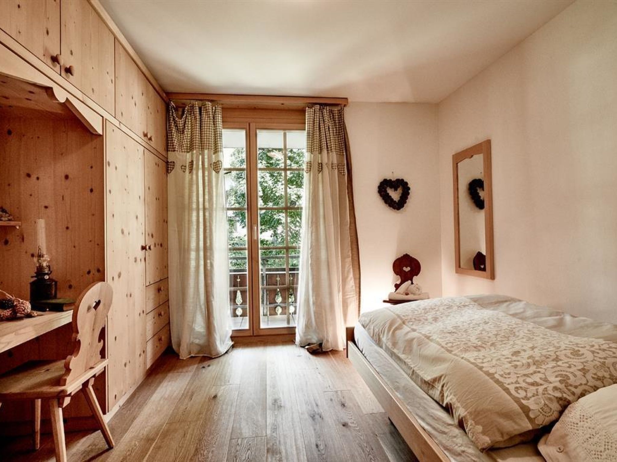 Cresta 5 Appartement/Fewo, Dusche oder Bad, WC 4 1/2-Zimmerwohnung - Image-tags.info