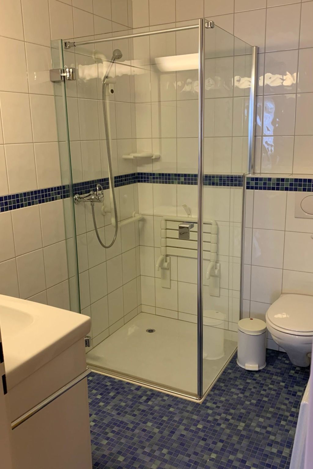 Sul Prau 9 Appartement/Fewo, Dusche oder Bad, WC 3½-Zimmerwohnung - Image-tags.info