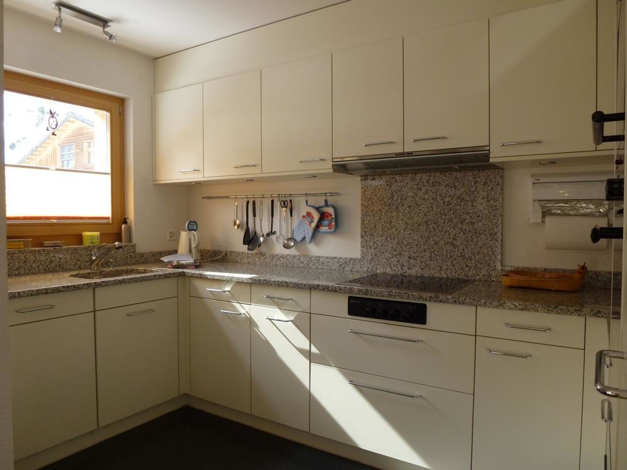Chesa Silvrettina D4 Appartement/Fewo, Dusche oder Bad, WC 4½-Zimmerwohnung - Image-tags.info
