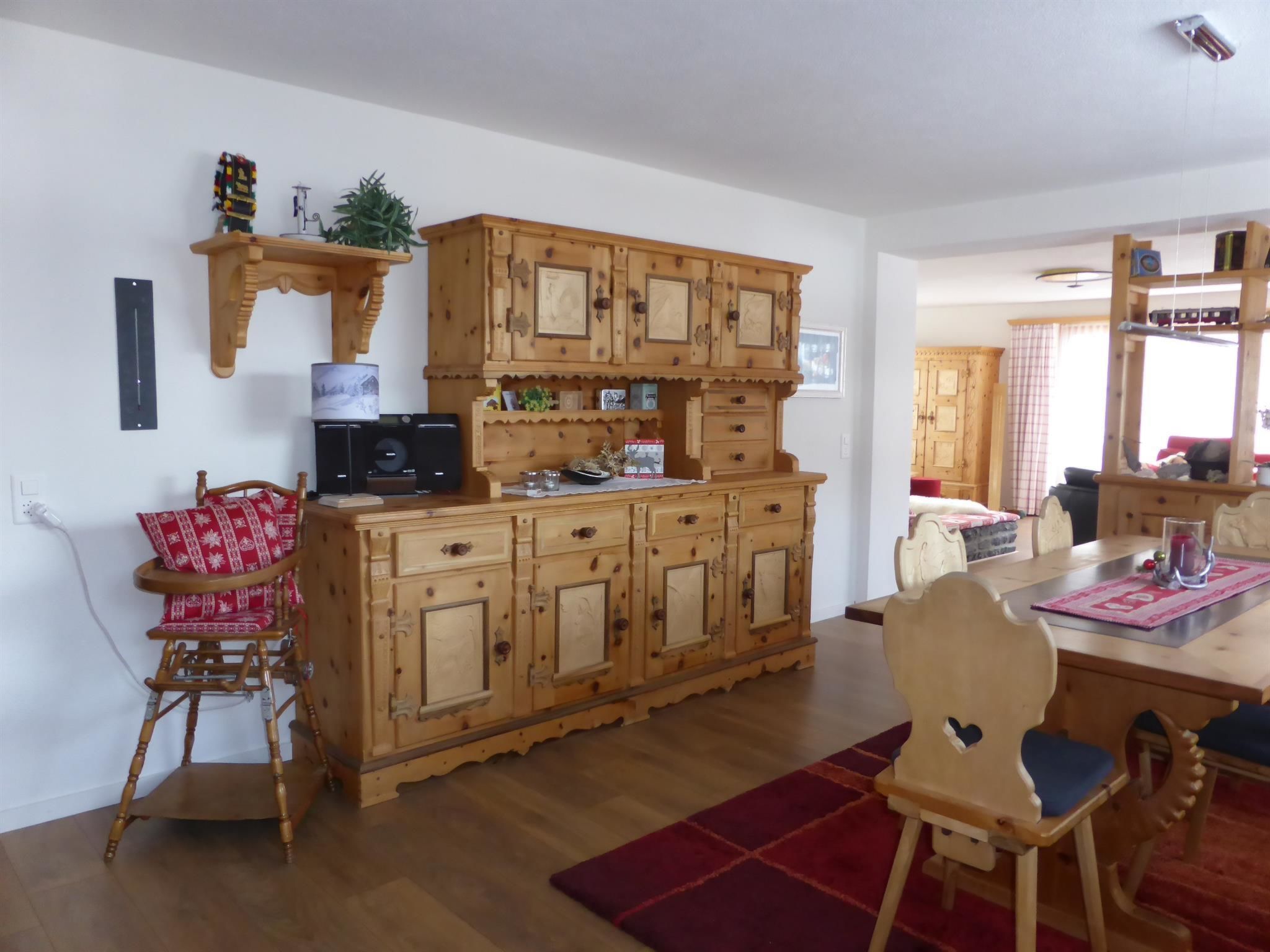 Chalet Manulia 5 Appartement/Fewo, Dusche oder Bad, WC 5 1/2-Zimmerwohnung - Image 2