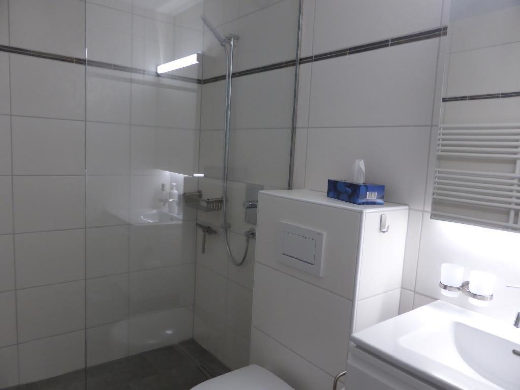 Chesa Carnea 6 Appartement/Fewo, Dusche oder Bad, WC 3-Zimmerwohnung - Image-tags.info