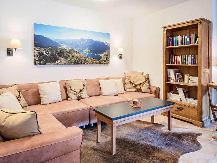 Casa Jenatsch - Slide 9