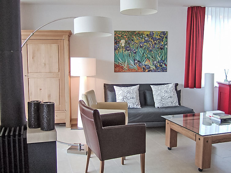 Op 500 m van de piste: Modern appartement met bergzicht in Davos in Davos