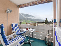 Parkareal Apt 504: Zonnig appartement met bergzicht bij de piste in Davos - thumbnail 1