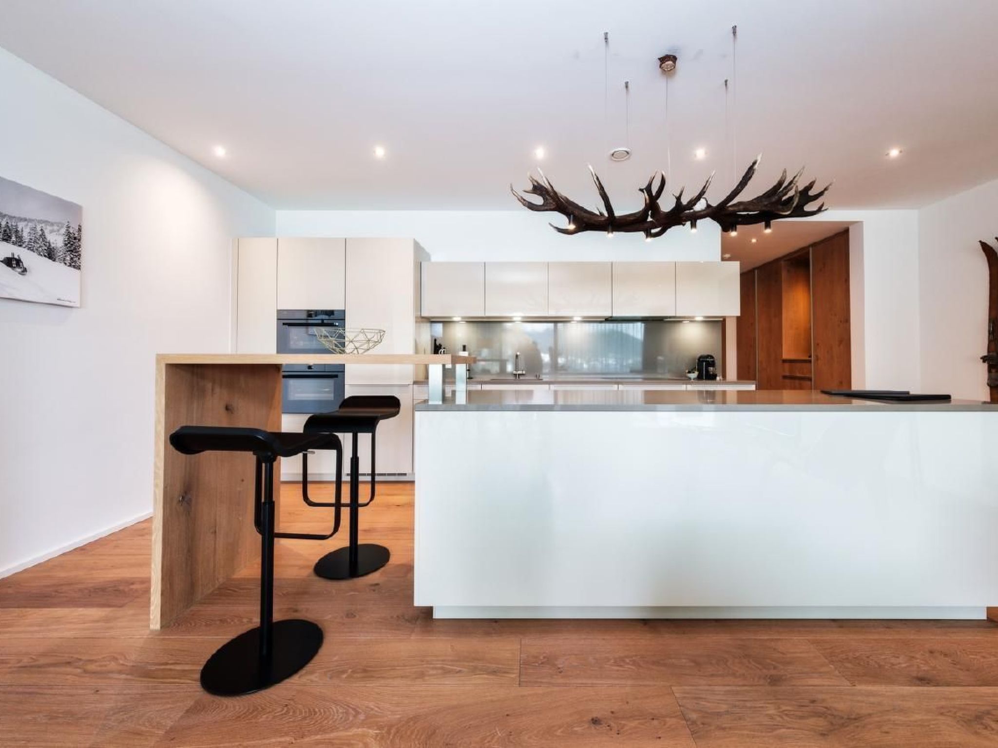 Photo of Alpengold Lux Apt 4P