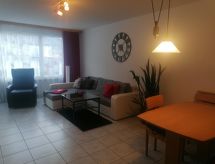 Compact 2½-kamerappartement direct aan skipiste in Davos - thumbnail 2