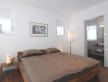 Ruim 5½-kamerappartement in Davos, direct aan skipiste en meer - thumbnail 4