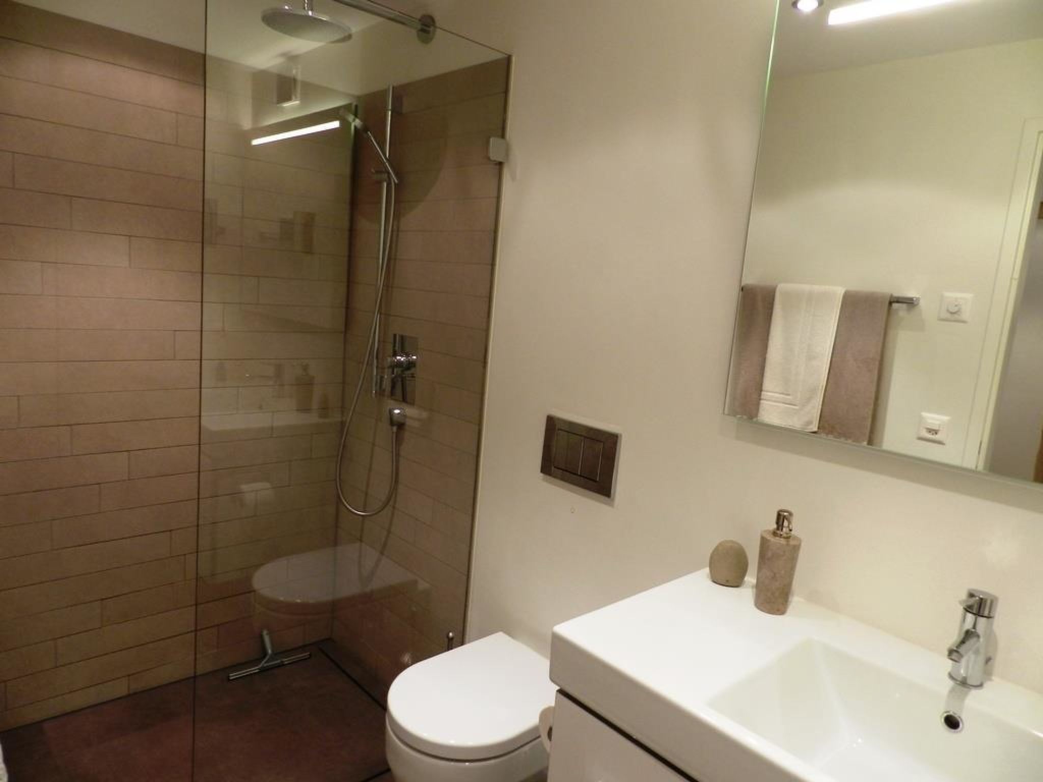 Photo of Ladina 34 Appartement/Fewo, Dusche oder Bad, WC 2½-Zimmerwohnung