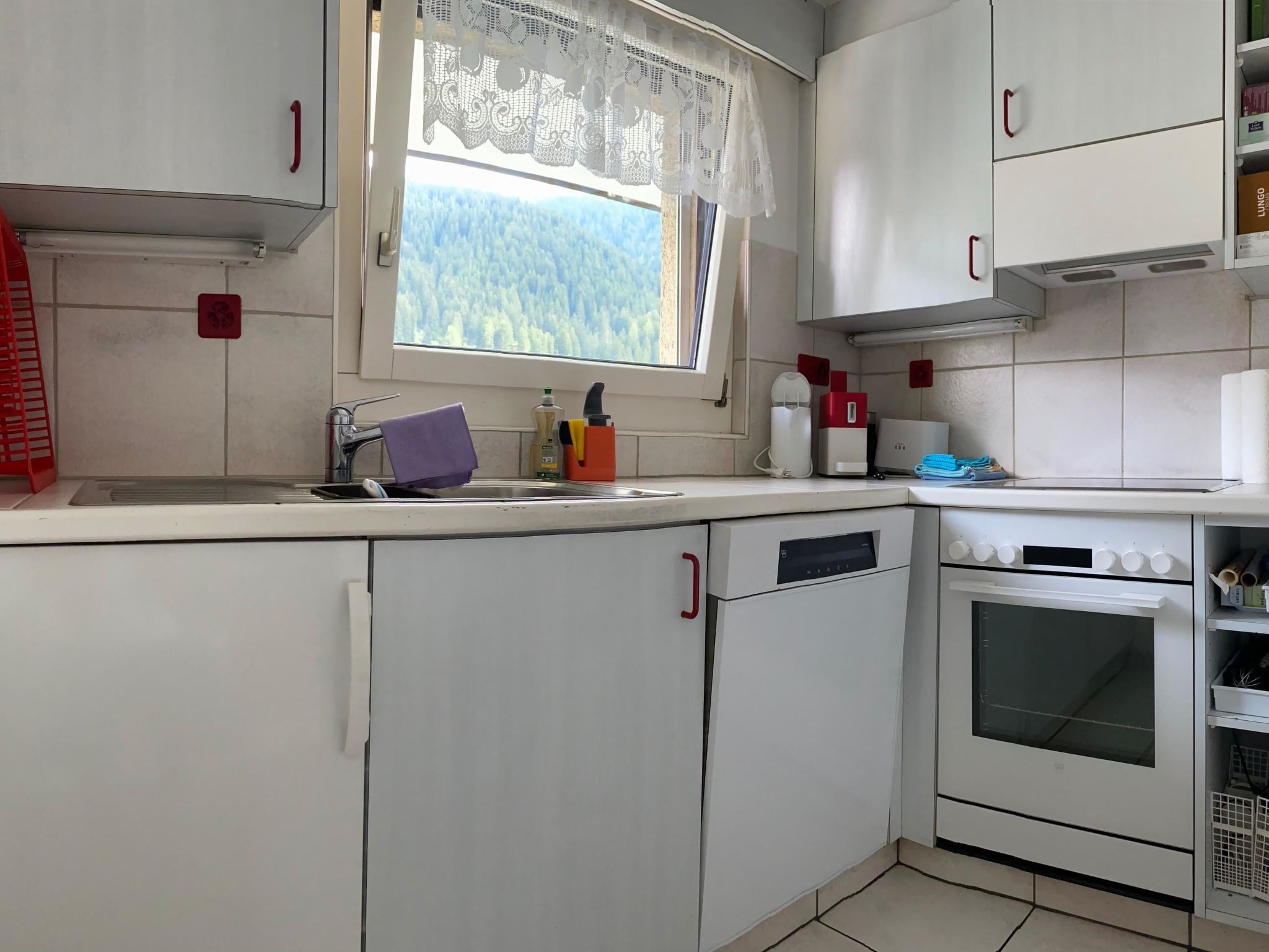 Photo of Valbella 45 (Maselli) Appartement/Fewo, Dusche oder Bad, WC 3-Zimmerwohnung