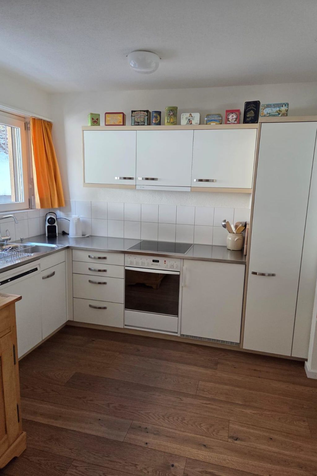 Quellenhof A02 2½-Zimmerwohnung - Binnen