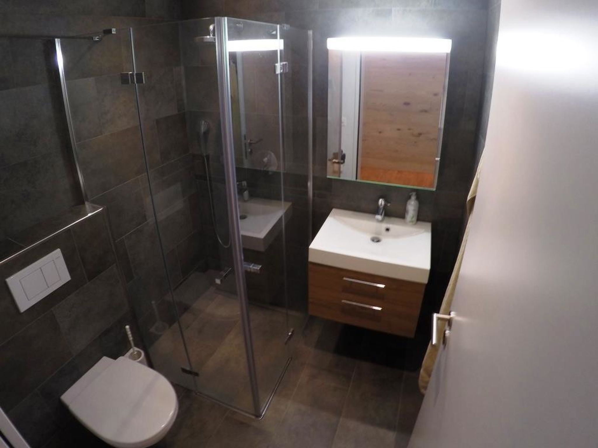 Photo of Mühlehof D4 Appartement/Fewo, Dusche oder Bad, WC 4 1/2-Zimmerwohnung