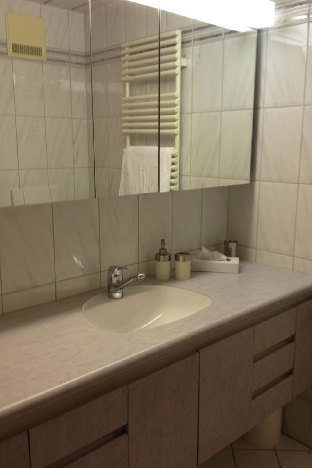Photo of Residenz Seehof 132 Appartement/Fewo, Dusche oder Bad, WC 3½-Zimmerwohnung