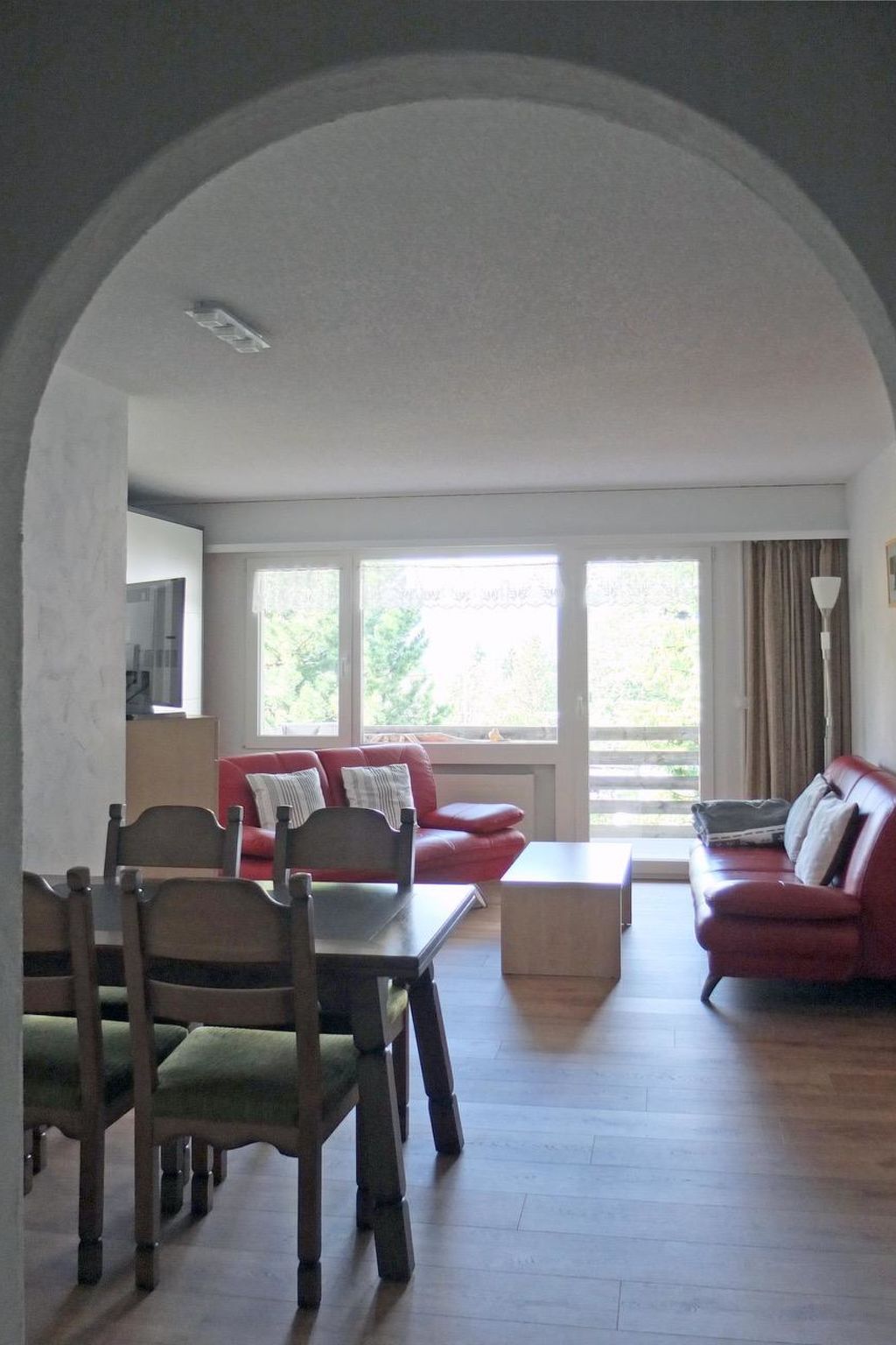 Photo of Bergblick 35 2½-Zimmerwohnung
