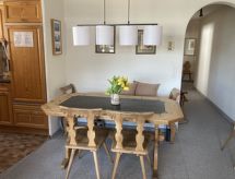 Ruim 3½-kamerappartement aan de skipiste in Davos - thumbnail 2